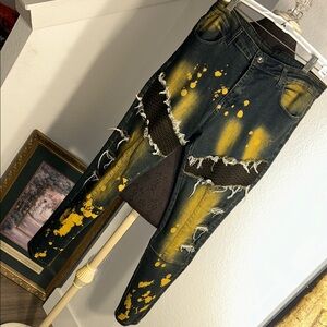Edgy Yellow Splatter Skinny Jeans